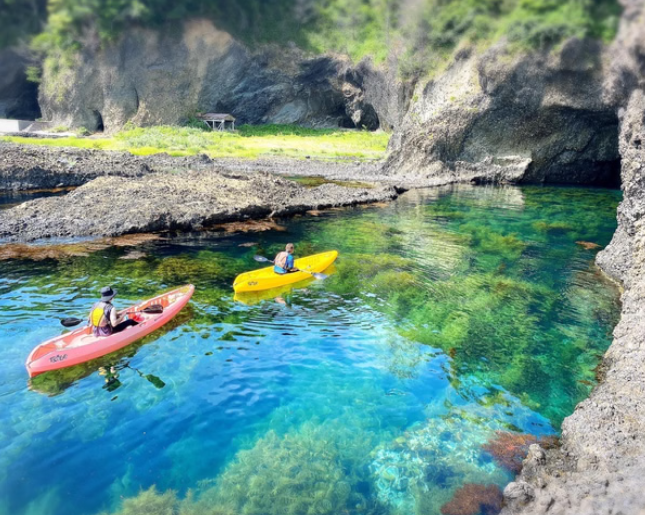 Sea Kayak Sado's Blue Grotto (Ogi Peninsula Kayak Tour)